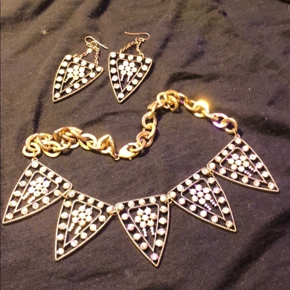 Rhinestone antiqued brass necklace... in the Jcrew style